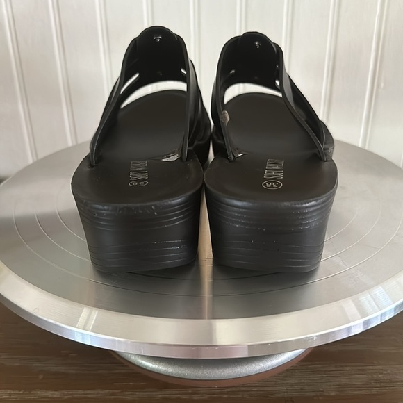 New! Soft Walker Black Slip On Platform Wedge Sandals sz 8 - Picture 9 of 11